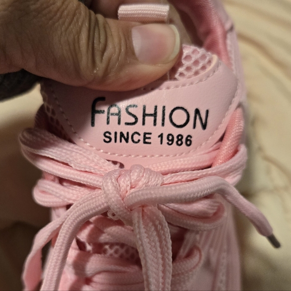 Pink Fashion Tennis Shoes Chunky Sz 7.5 - Picture 7 of 12